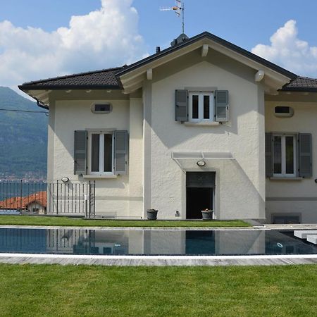 Lescen White Residence - Swimming Pool Lezzeno Eksteriør billede