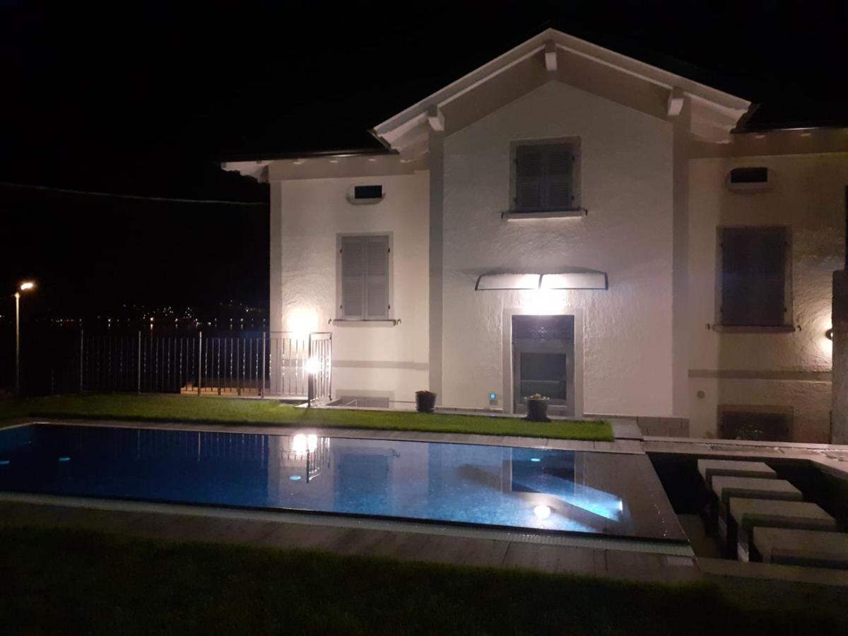 Lescen White Residence - Swimming Pool Lezzeno Eksteriør billede